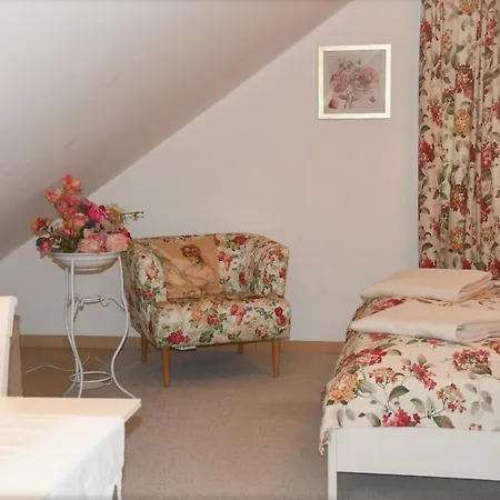 Nonas Bed & Breakfast